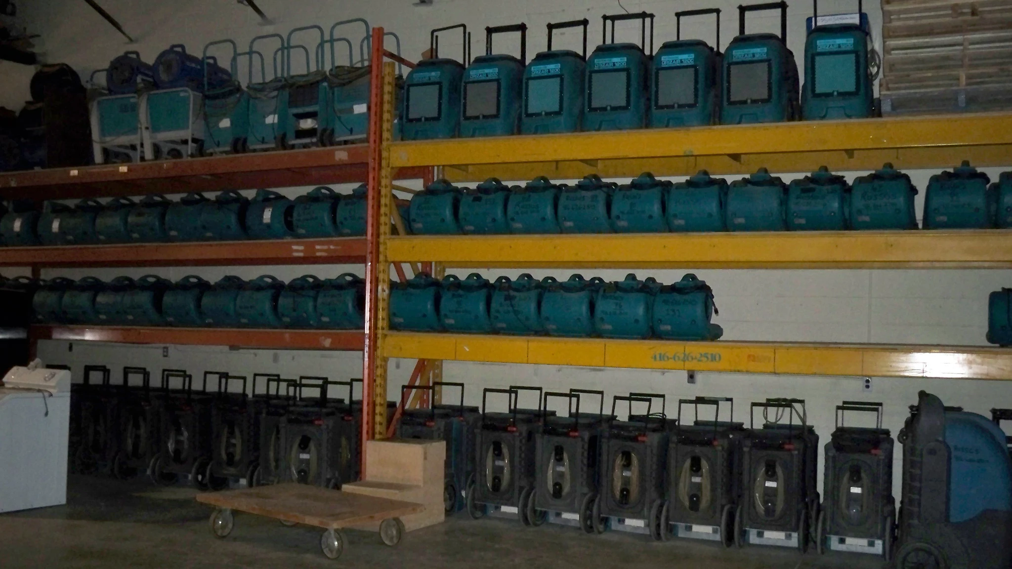 Shelves-lined-with-drying-equipment
